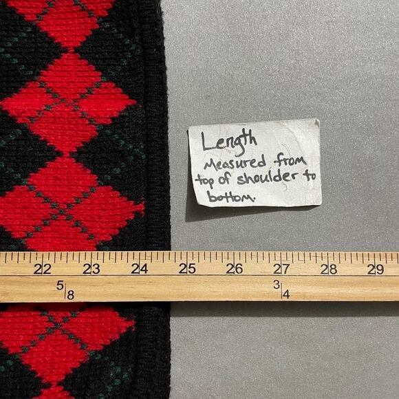 Vintage Boxy Red Argyle Plaid Sweater Size L Cardigan Gold Buttons Twee Academia - Picture 9 of 9